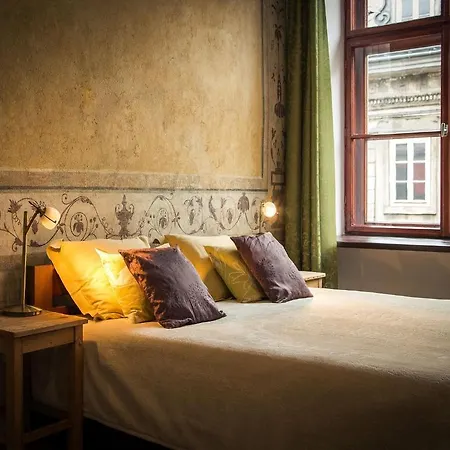 尼古拉斯一室公寓酒店 *